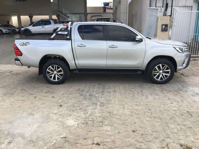 Hilux SRX 17/17 muito nova - Foto 12