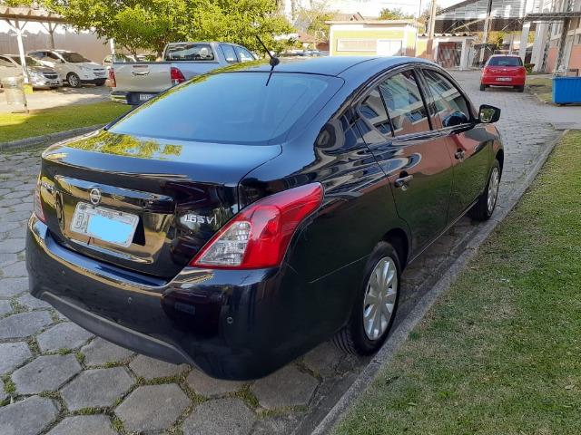 Nissan Versa 1.6 SV manual - estado de novo - Foto 12