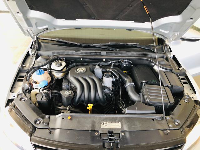 VW - Jetta Confortline - Foto 12