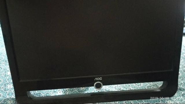 Monitor AOC 21,5 polegadas DVI