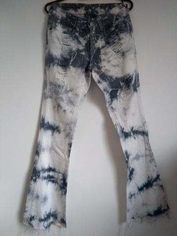 Calça flare jeans ROSA CHÁ 34