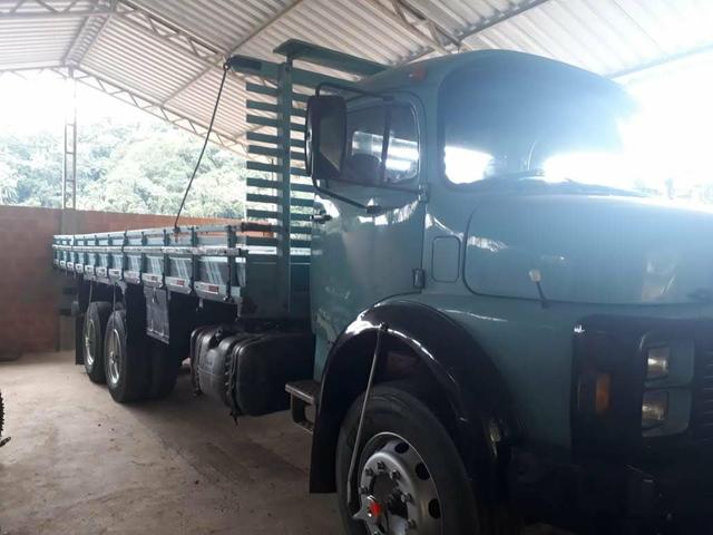 Vendo ou troco Mercedes 1318 - Foto 2