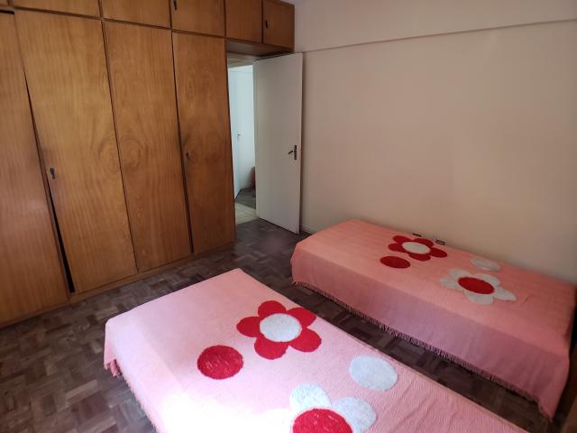 Apartamento à venda com 97m² por 400mil, 3 Dormitórios (1 suíte com sacada), Sala 2 ambien - Foto 8