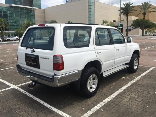 TOYOTA HILUX SW4 4X4 3.0 TB 4P - Foto 12