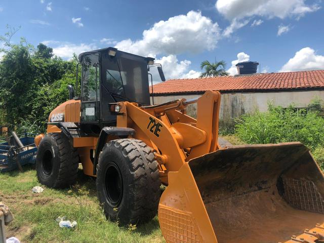 Alugo ou vendo Pa carregadeira case 721e