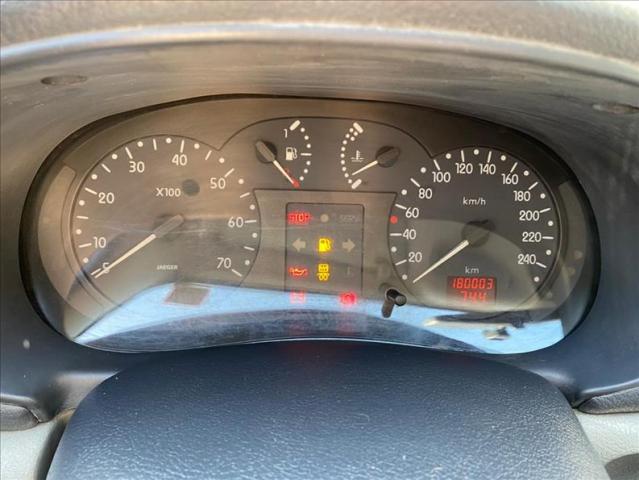Renault Clio 1.0 Expression 16v - Foto 3
