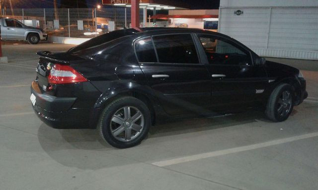 Megane extreme esportivos 2.0 aut empecavel