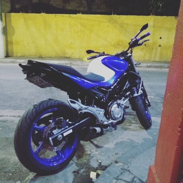 SUZUKI GLADIUS 650