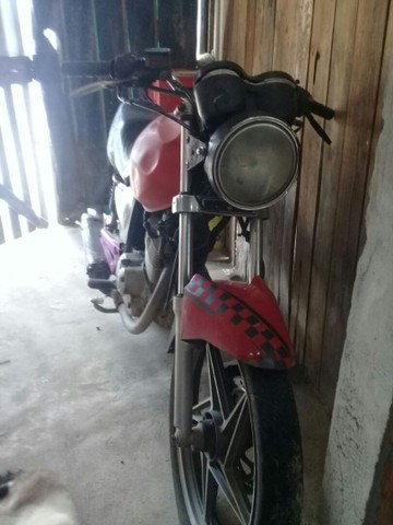 VENDE-SE ESSA MOTO SUZUKI YES 125