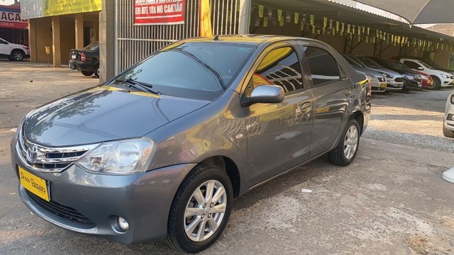 TOYOTA/ ETIOS XS 1.5 COMPLETO 2013/2013