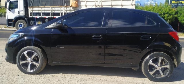 ONIX LT 1.4 2013 COMPLETO