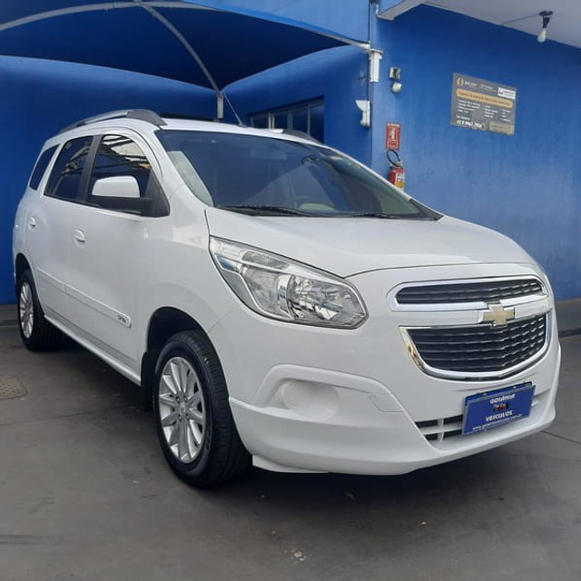 CHEVROLET SPIN 1.8L MT LT