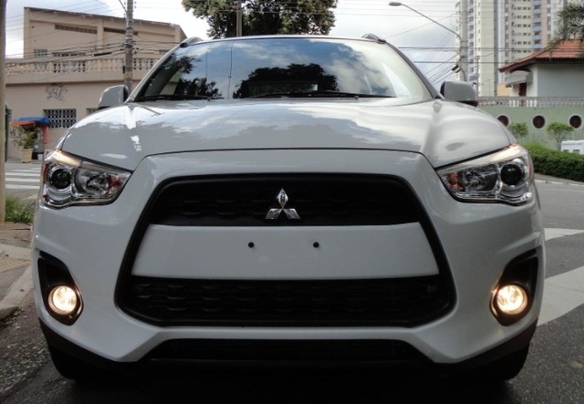 Mitsubishi Asx 2.0 2013 Cambio Mecanica Farol Capo Motor Airbag Suspensão Porta Sucata - Foto 2