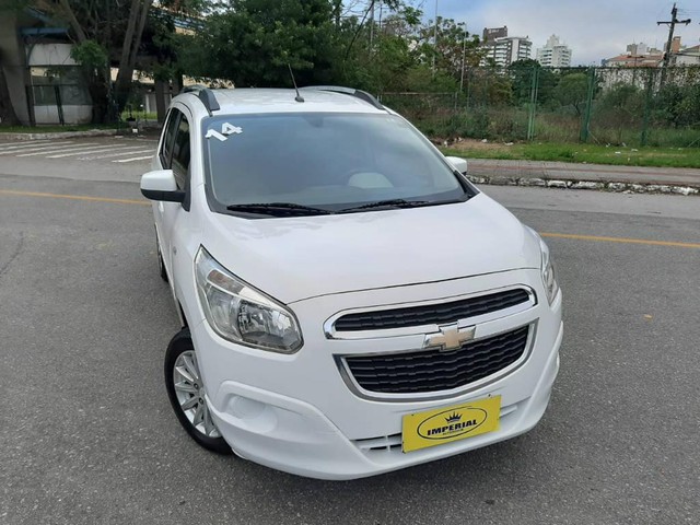 CHEVROLET SPIN LT