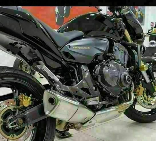 HONDA HORNET