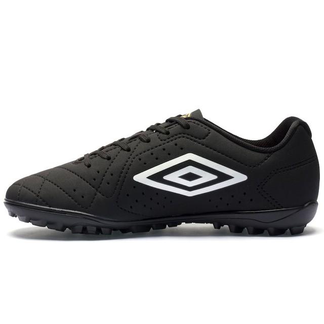 chuteira society umbro striker 6 tf