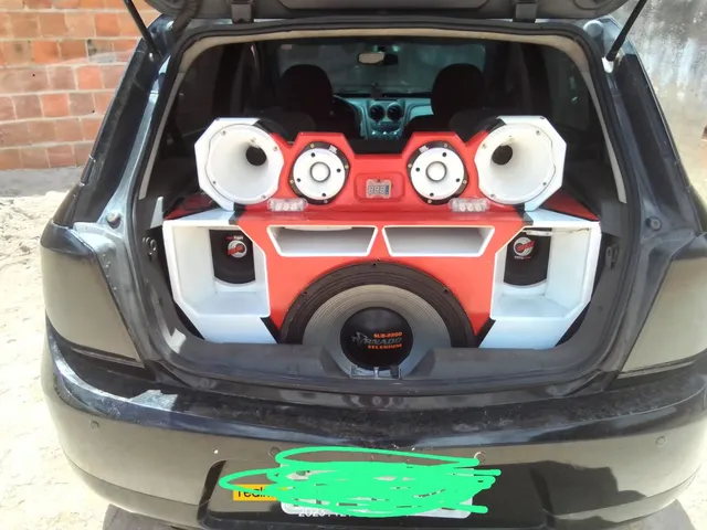 Mini carros com paredao  +4 anúncios na OLX Brasil