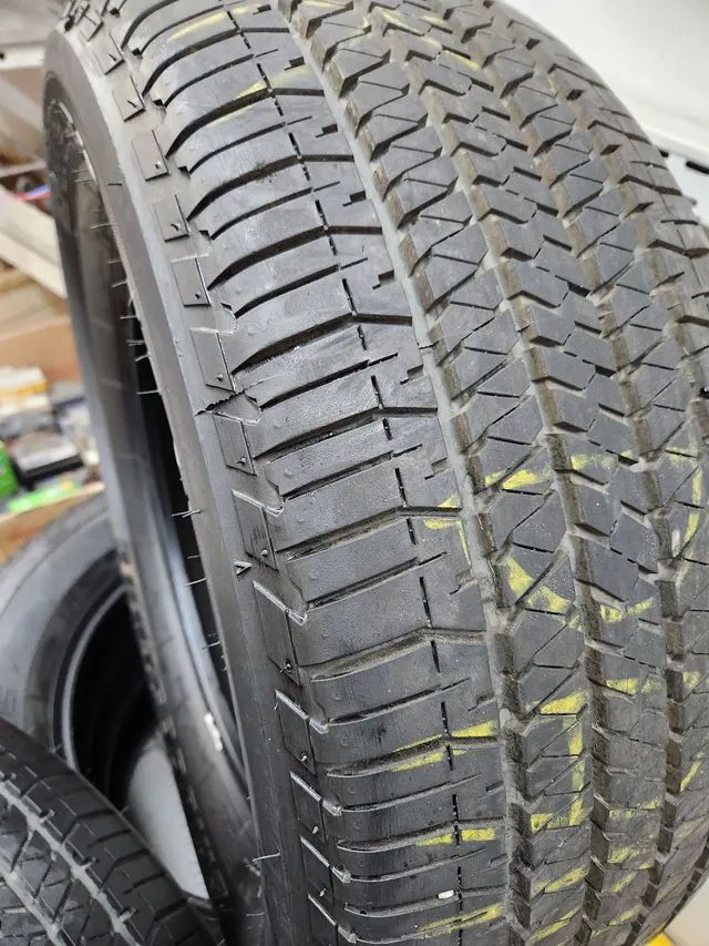 Jogo Pneu Bridgestone Dueler H/T 265/60R18 com cabelinho ainda. - Foto 6