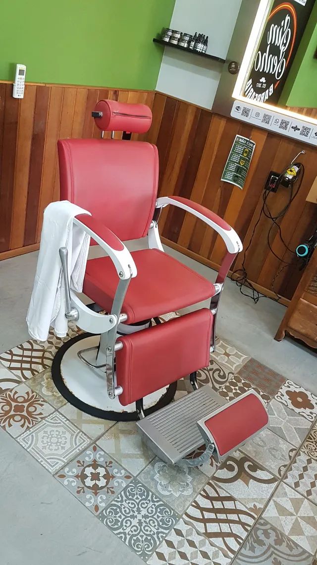 Conheça a Cadeira Typo A da Ferrante para Barbearias 