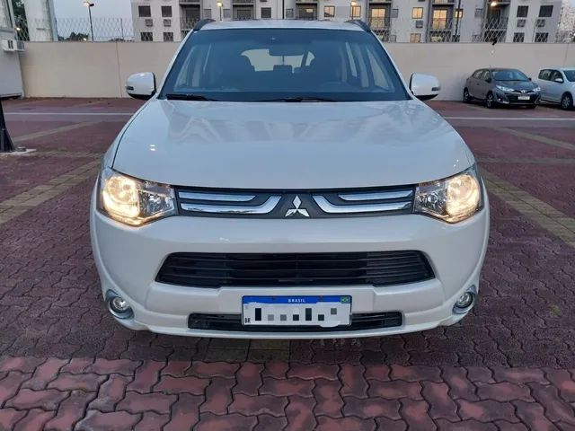 Mitsubishi Outlander blindada 2015 impecável !!!