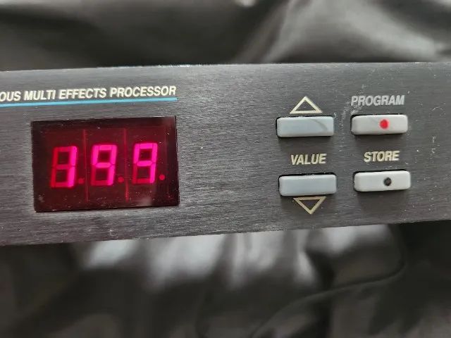配信機器・PA機器・レコーディング機器 Alesis Midiverb 3 Alesis Midiverb III Processador De Efeito - Instrumentos musicais
