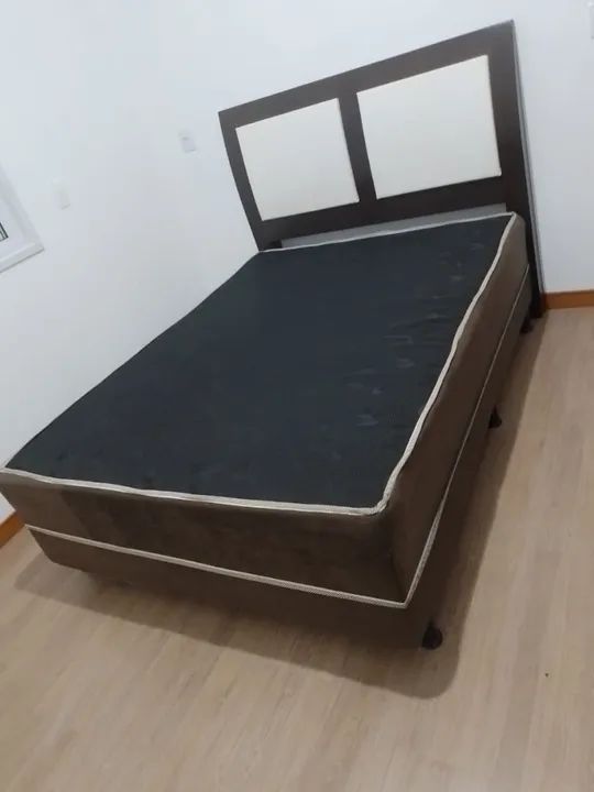 Vendo cama de casal 138x188 conjugada de espuma em excelente estado 