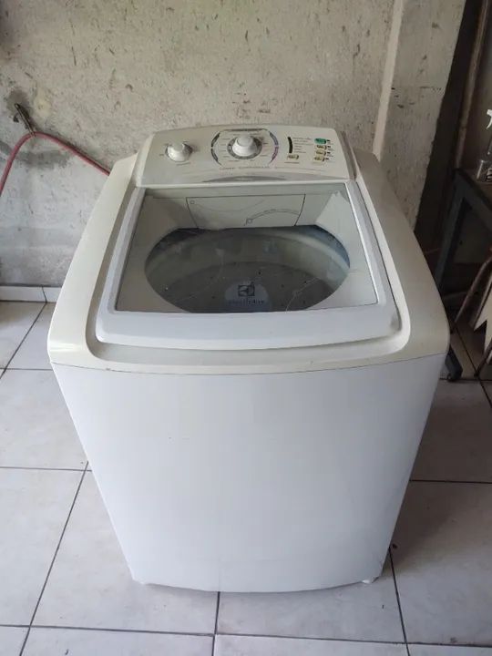 Maquina de lavar Eletrolux 12KL  127V ZAP *