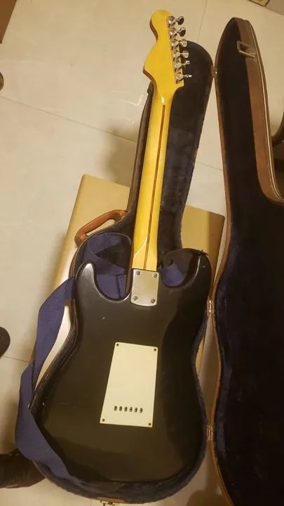 Parcelo 2x sem juros Stratosonic  geaninni anos 70  mais case único dono 100% original - Foto 6