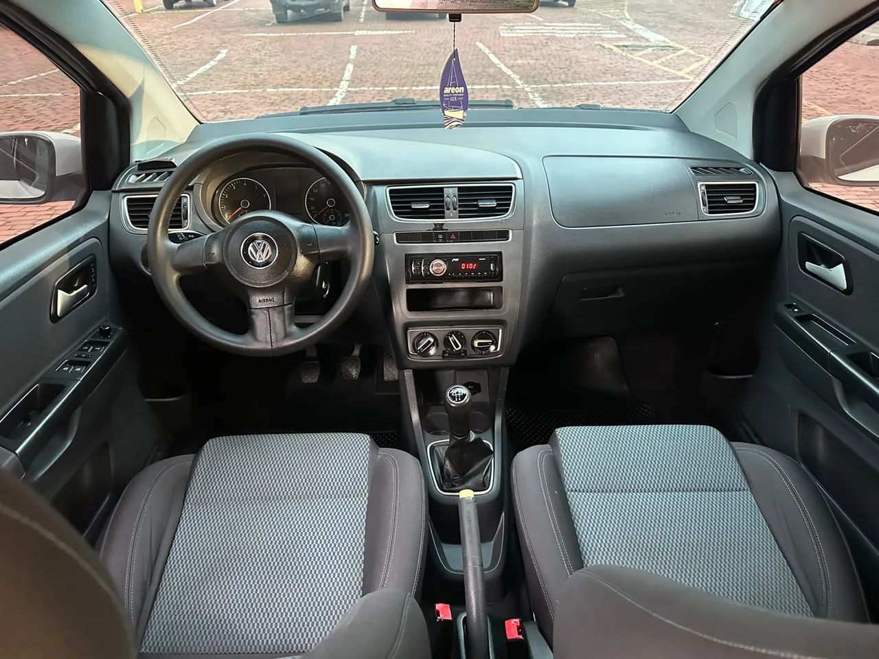 Fox BLUEMOTION 1.0 2014 - Foto 5