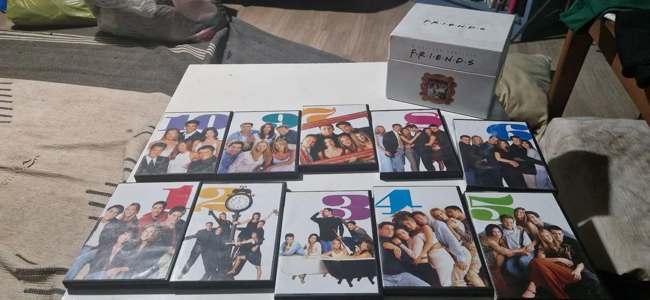 Box completo friends  - Foto 6