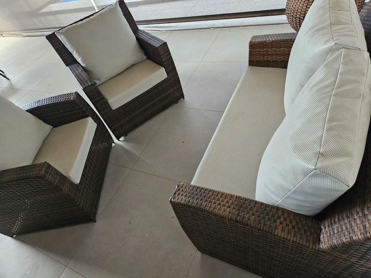 Conjunto De Sofá Fibra Sintética Quadrado Aço - 1 Sofá 2l + 2 Poltronas