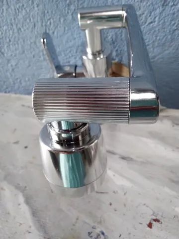 toneira com ducha nova - Foto 6