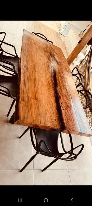 Mesa de Jantar de Madeira Maciça - Foto 2