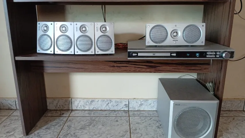 DVD HOME THEATER MX 2600
