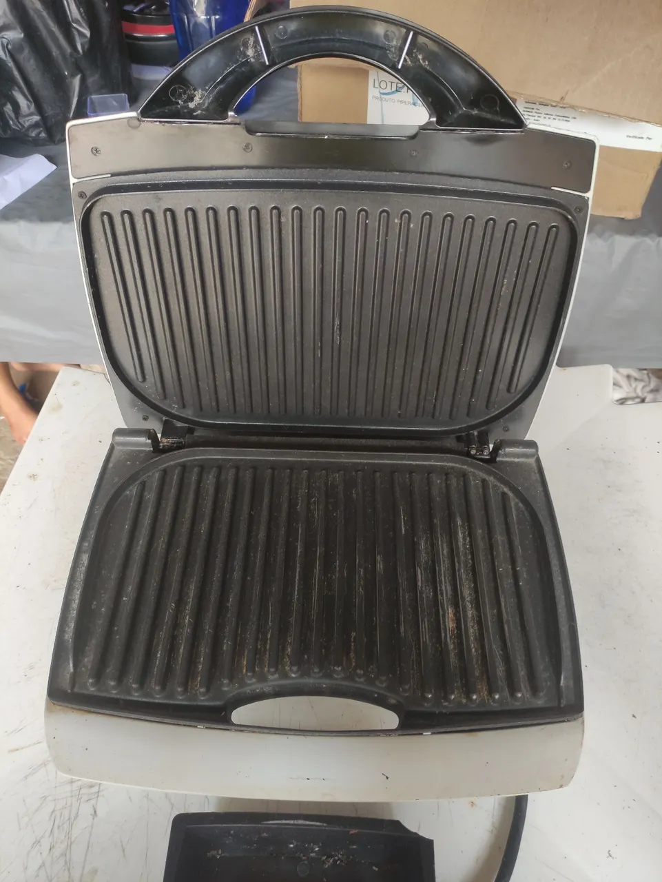 Grill Elétrico - Perfeito para Grelhados!