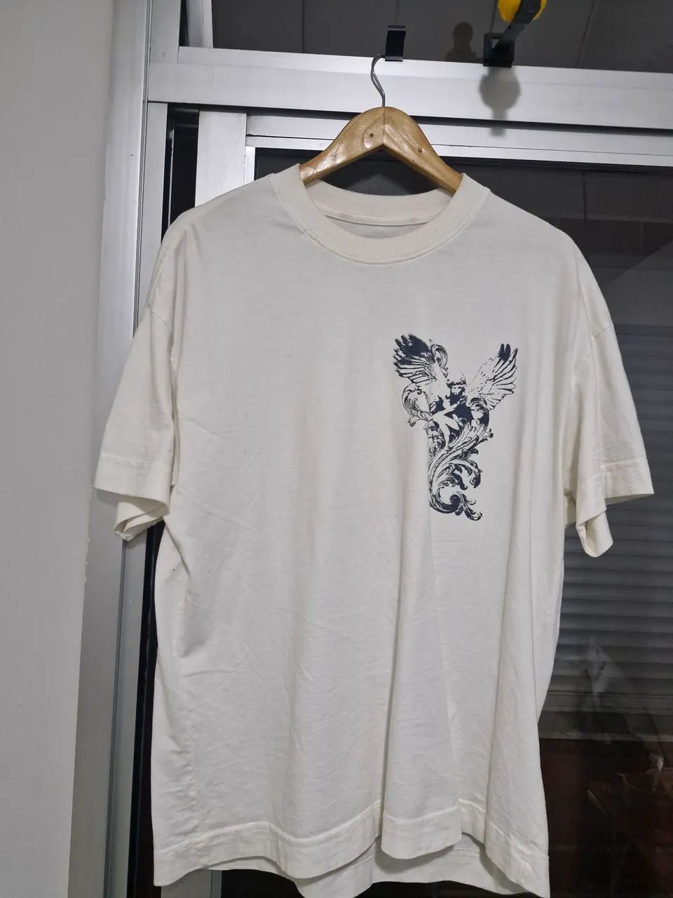 camiseta oversized versi