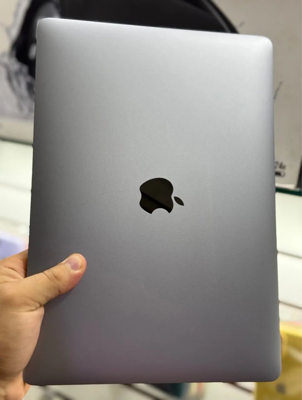 Macbook pro m2 8gb / 512gb touch bar LOJA FÍSICA bateria 94% ( 13 polegadas m2 8 / 512 )