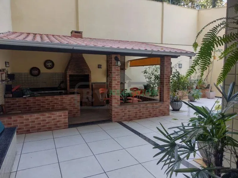 TR _ Amplo Garden , com área gourmet. Alto dos Passos - Juiz de Fora - MG