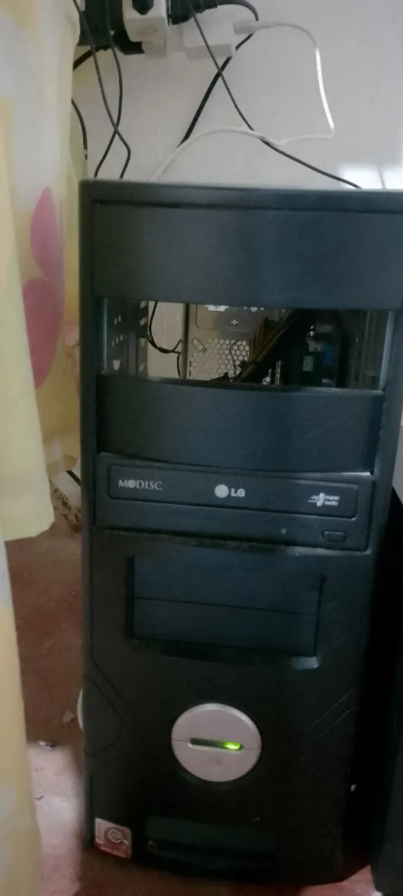 Vende-se CPU WINDOWS 7