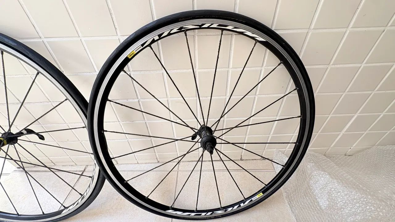 Roda Mavic + Pneus Continental - Foto 2