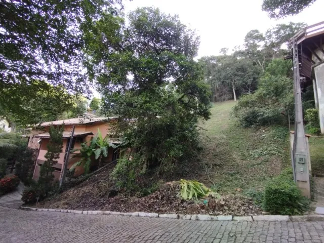Terreno no condomínio Ubá Fazendinha Itaipu