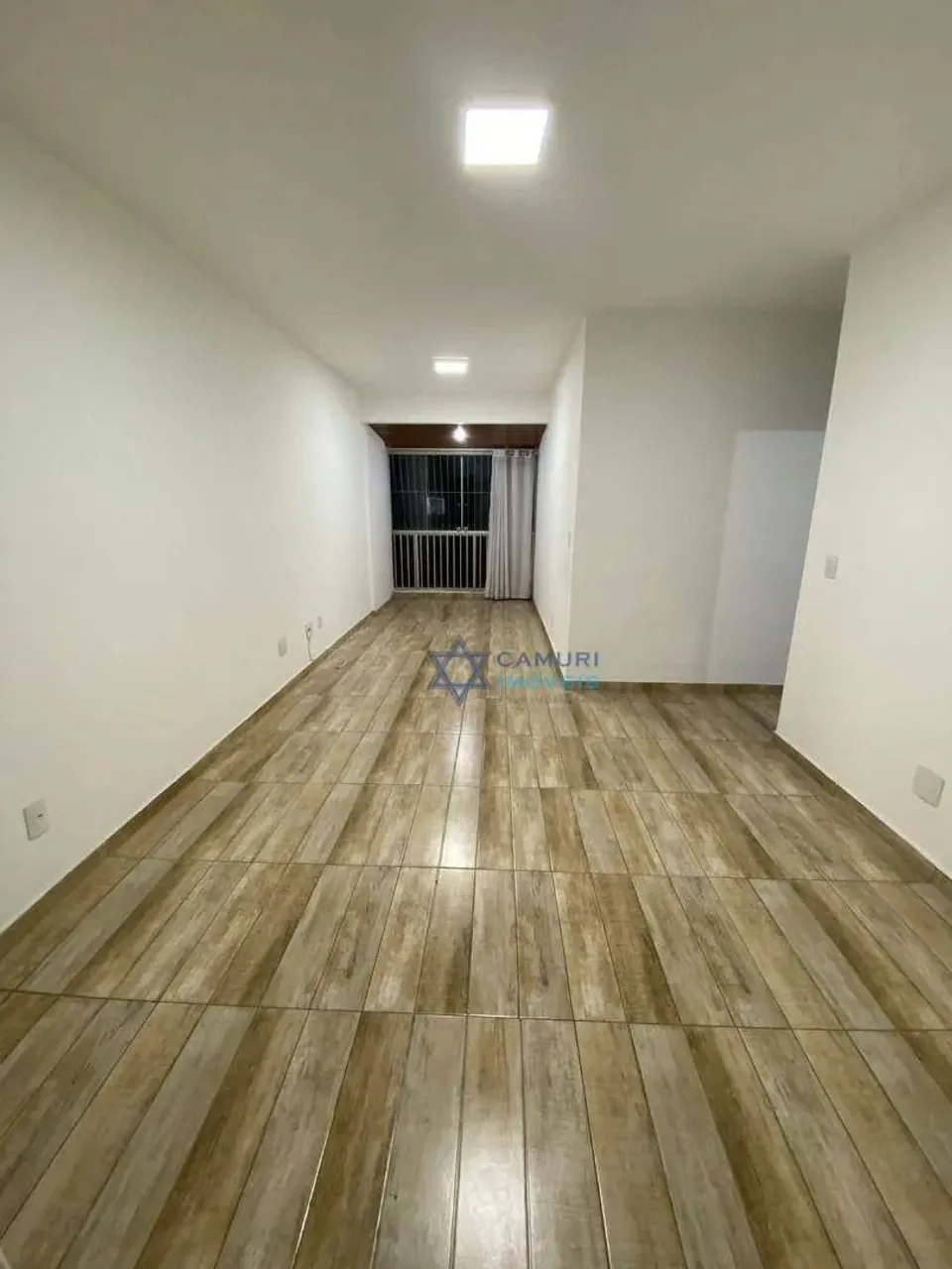 Oportunidade !!! Apartamento com 3 dormitórios sendo 1 suíte à venda, 107 m² na Praia da C