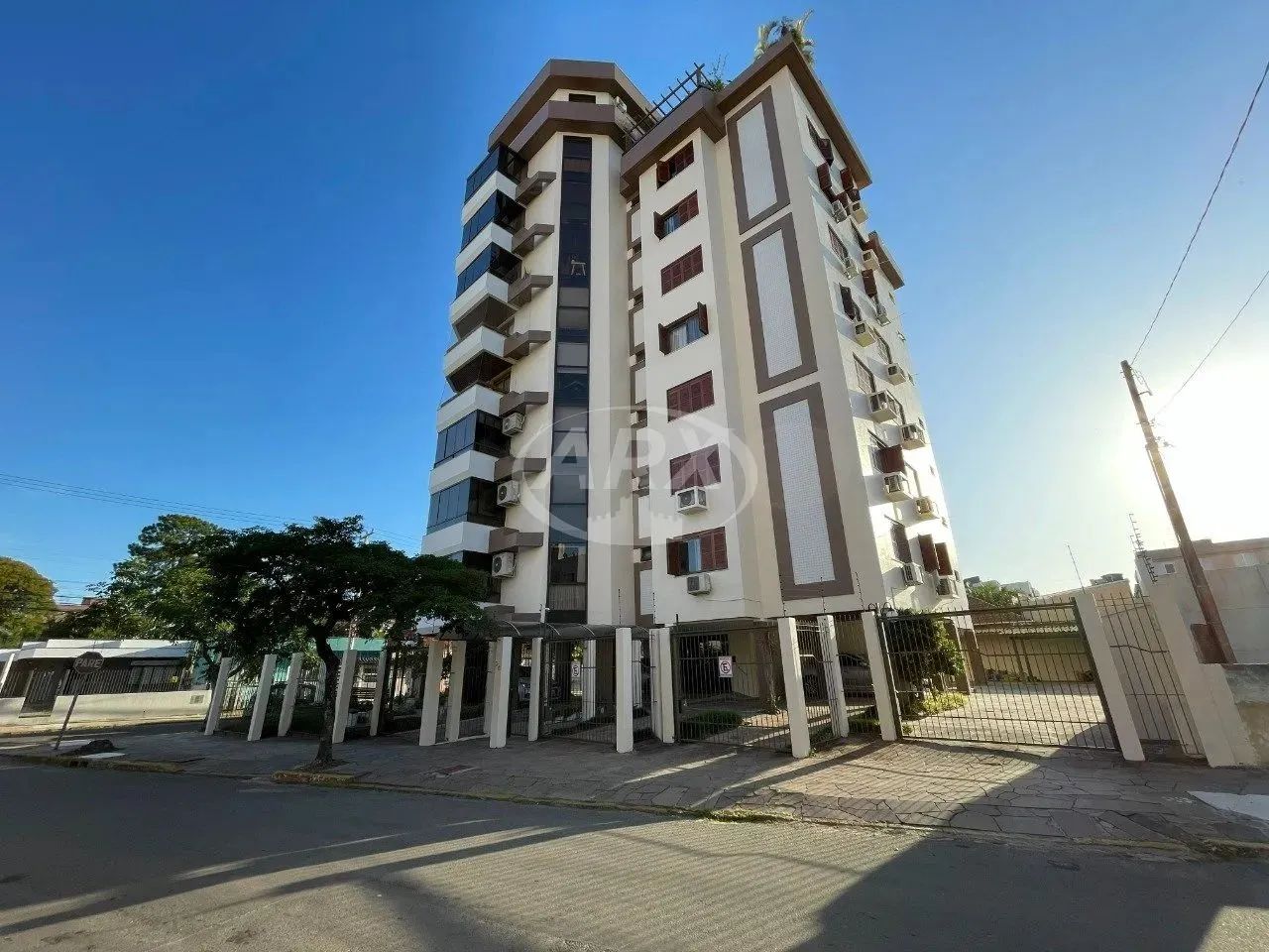 COBERTURA TRIPLEX 3 DORM 2 SUÍTES CENTRO CANOAS