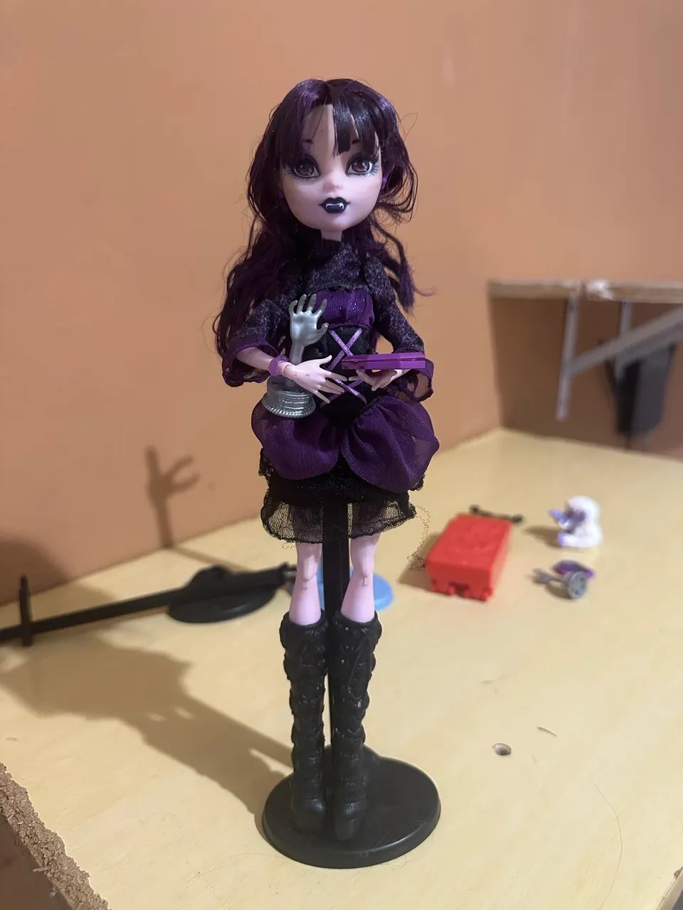 boneca monster high elissabat básica completa 