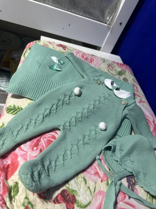 Saída maternidade tricô nova