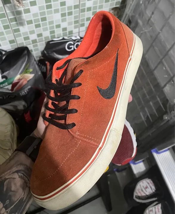 Tênis Nike SB - Laranja