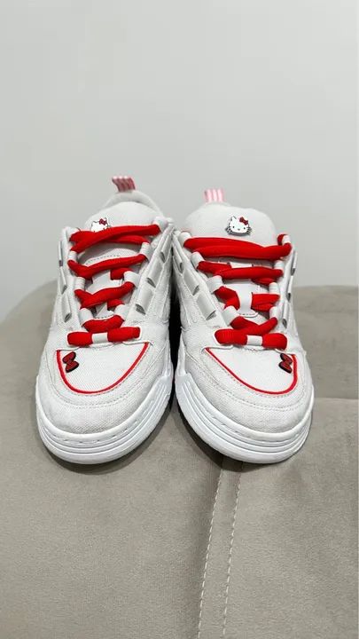 Tênis Adidas Adi2000 x Hello Kitty Original - Foto 3