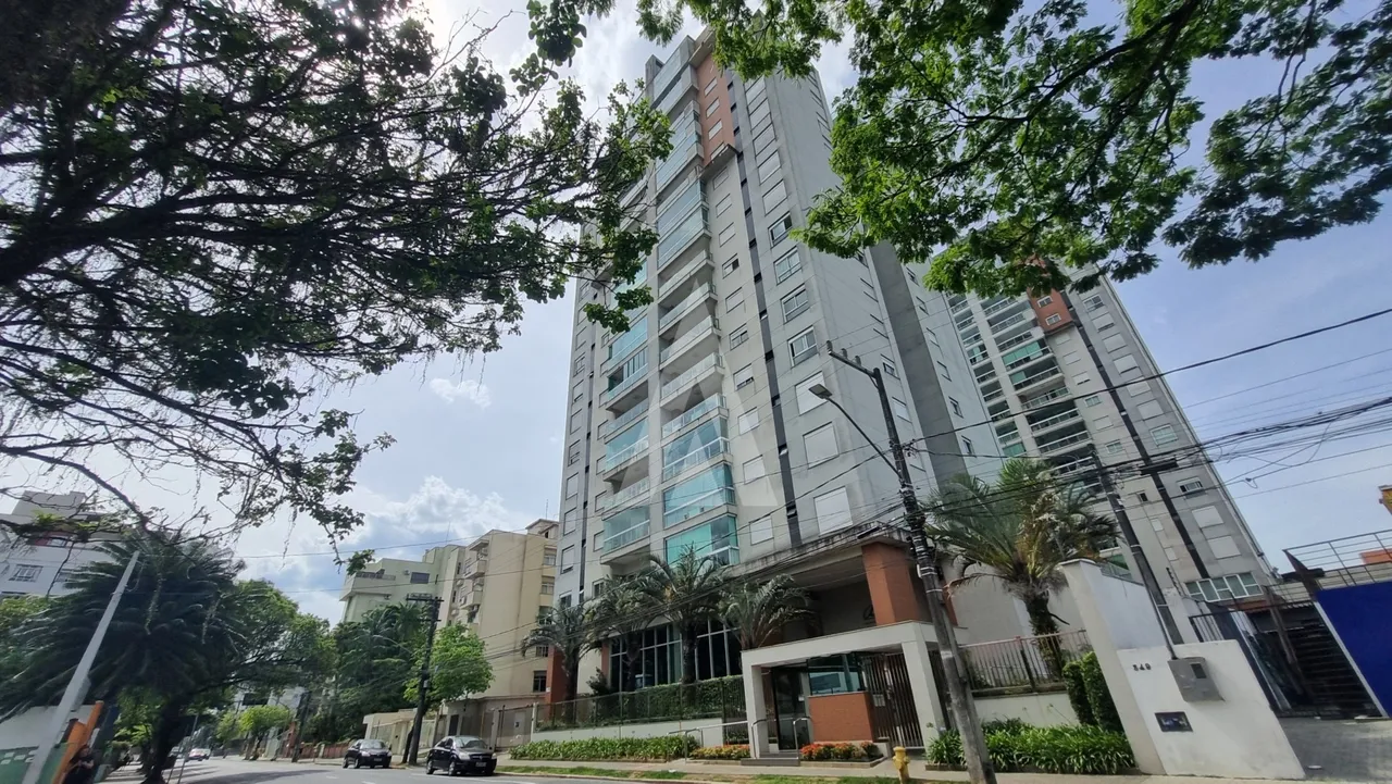 Apartamento com 3 quartos para alugar por R$ 3700.00, 114.08 m2 - CENTRO - JOINVILLE/SC