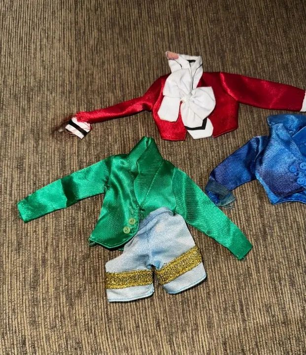 Roupas Para Bonecos Kit Com 3 - Excelente Estado - Foto 2