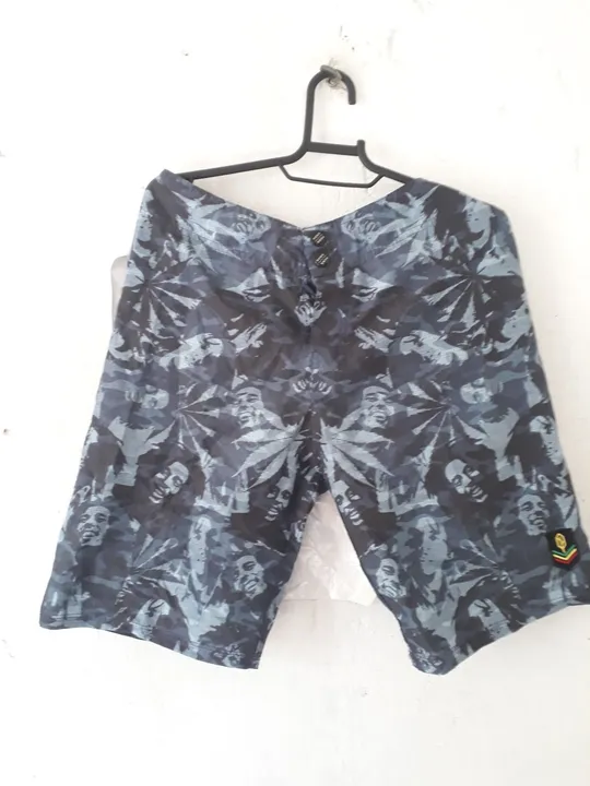 Shorts de Praia Masculino com Estampa de Reggae
